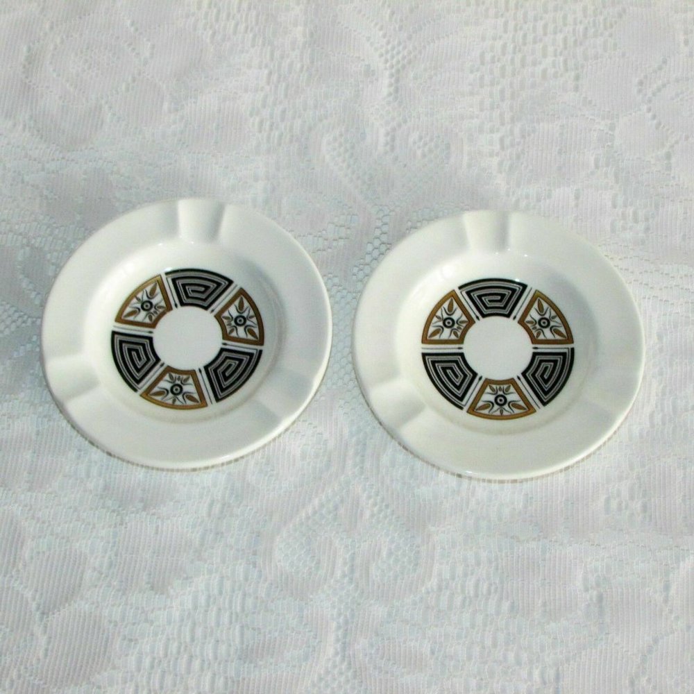 2 WEDGWOOD ASIA Bone China Ashtrays Black Gold Greek Key Design